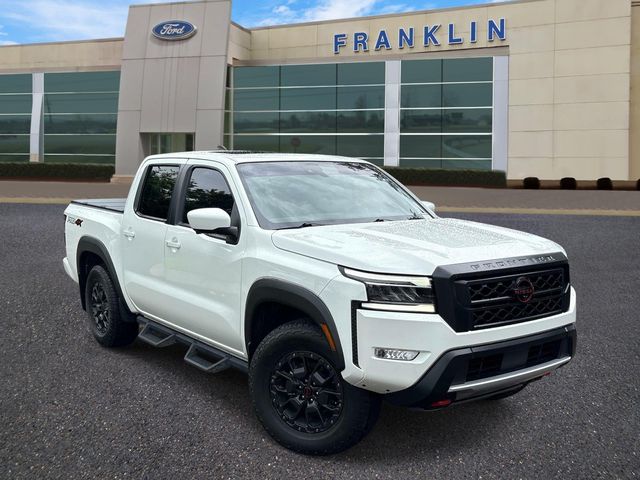 Glacier White 2023 Nissan Frontier PRO-4X Crew Cab 4WD Pickup Truck Four-Wheel Drive 9-Speed Automatic