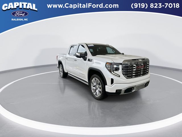 Used 2024 White GMC Denali image 2