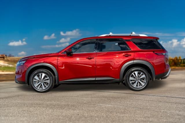 2023 Nissan Pathfinder SL 4