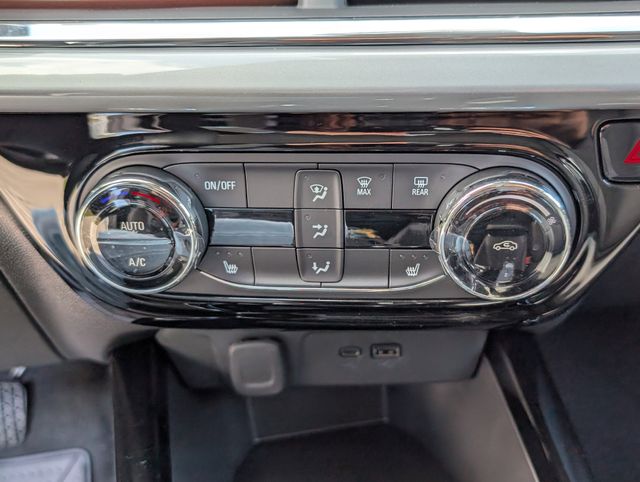 New 2026 White Chevrolet LT image 20