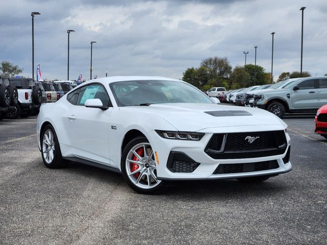 2024 Ford Mustang GT Premium 2