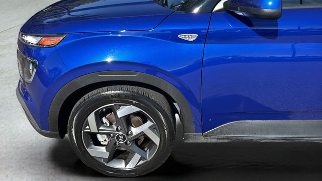Used 2025 Blue Hyundai SEL image 36