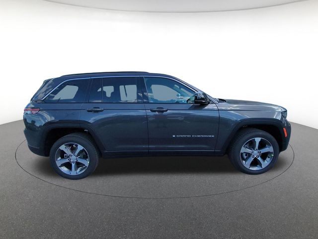 new 2026 Jeep Grand Cherokee car, priced at $43,186