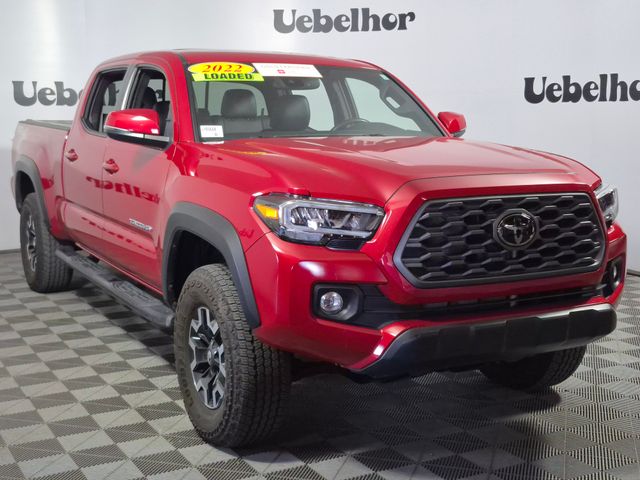 Barcelona Red Metallic 2022 Toyota Tacoma Pickup Truck Four-Wheel Drive 6-Speed Automatic