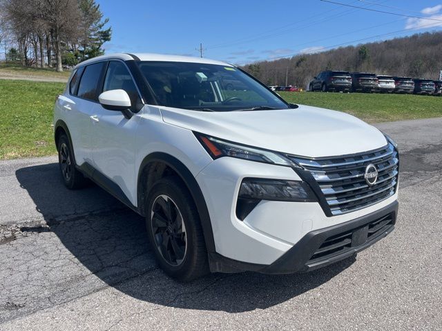 Used 2024 White Nissan SV image 3