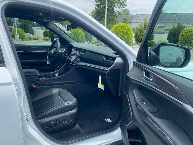 new 2025 Jeep Grand Cherokee L car, priced at $44,545