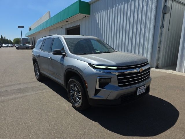 Sterling Gray Metallic 2025 Chevrolet Traverse SUV / Crossover Front-Wheel Drive 8-Speed Automatic