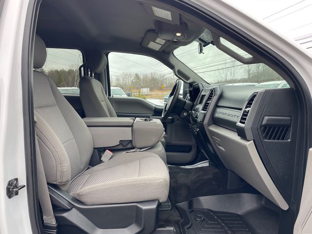 2018 Ford F-250SD XLT - Oxford White exterior view 18