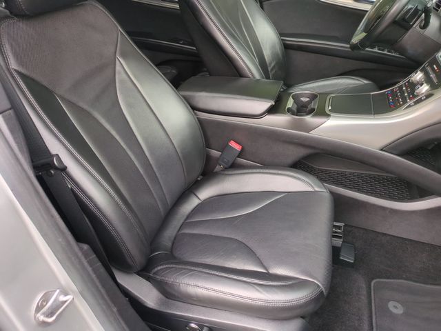 Used 2016 Silver Lincoln Reserve image 34