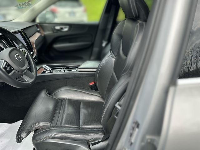 2023 Volvo XC60 B6 Ultimate Bright Theme Silver at Rafferty Subaru