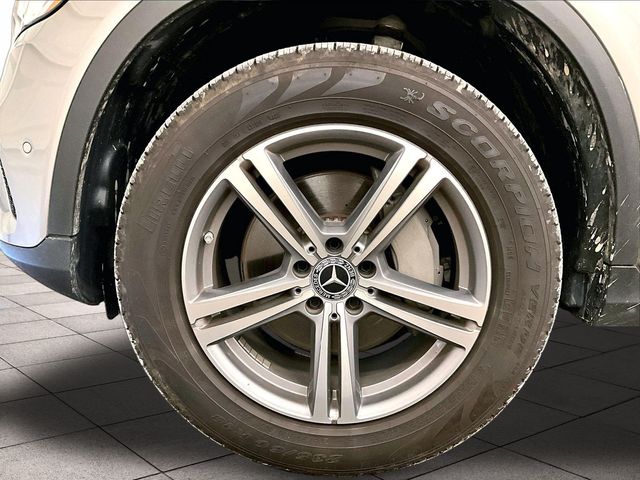 2022 Mercedes-Benz GLC GLC 300 - 7