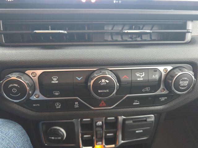 2025 Jeep Wrangler Sport - Joose exterior view 17