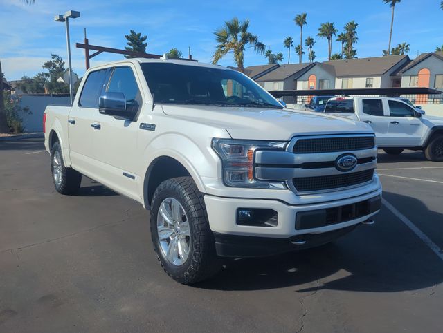 White Platinum 2018 Ford F-150 Platinum SuperCrew 4WD Pickup Truck Four-Wheel Drive Automatic