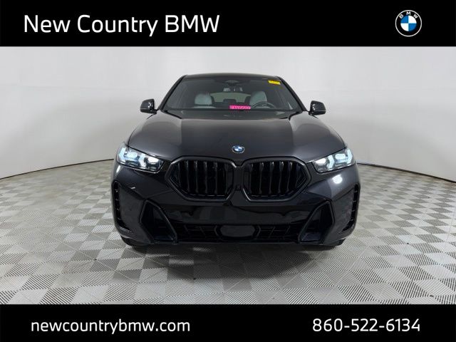 Used 2024 Black BMW xDrive40i image 2