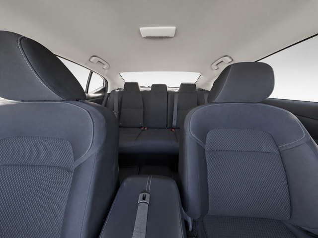Used 2023 Silver Nissan S image 18