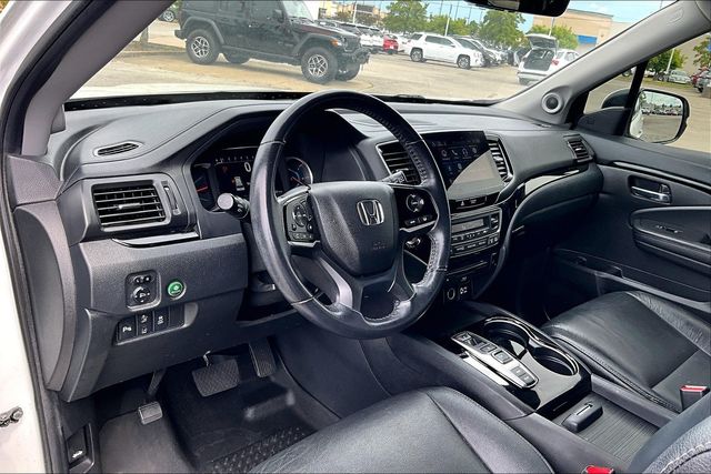 Used 2022 Honda Pilot Touring 4D Sport Utility