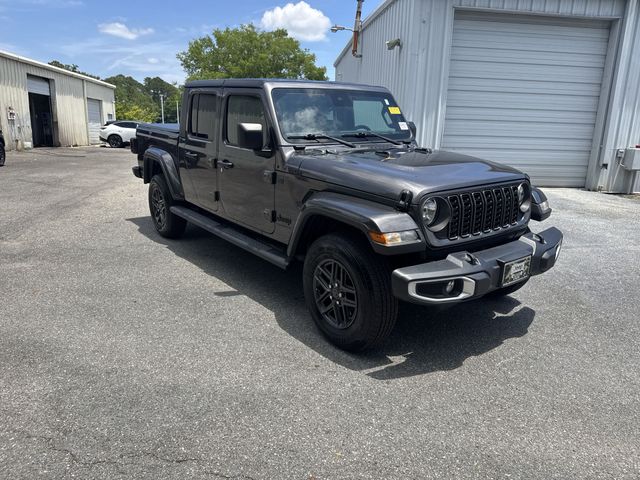 Used 2024 Gray Jeep Sport image 3