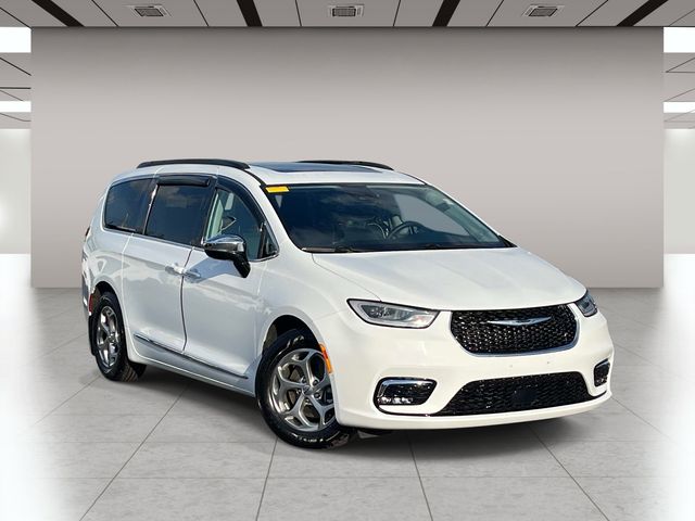 Bright White Clearcoat 2023 Chrysler Pacifica Minivan Front-Wheel Drive 9-Speed Automatic