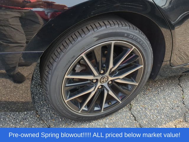 Used 2022 Midnight Black Metallic Toyota SE image 14
