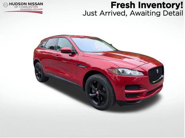 Italian Racing Red Metallic 2017 Jaguar F-PACE 35t Premium AWD SUV / Crossover All-Wheel Drive 8-Speed Automatic