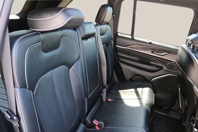 Used Car 2024 Jeep Grand Cherokee  Overland For Sale Under $50,000 In Austin, Texas