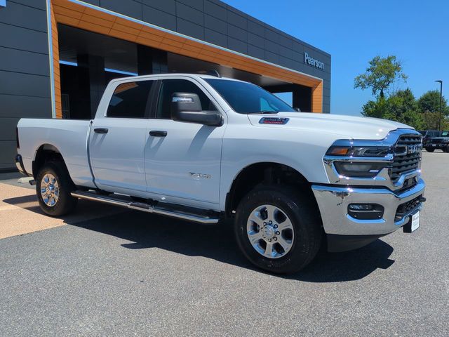 Bright White Clearcoat 2026 RAM 2500 Big Horn Crew Cab 4WD Pickup Truck Four-Wheel Drive 8-Speed Automatic
