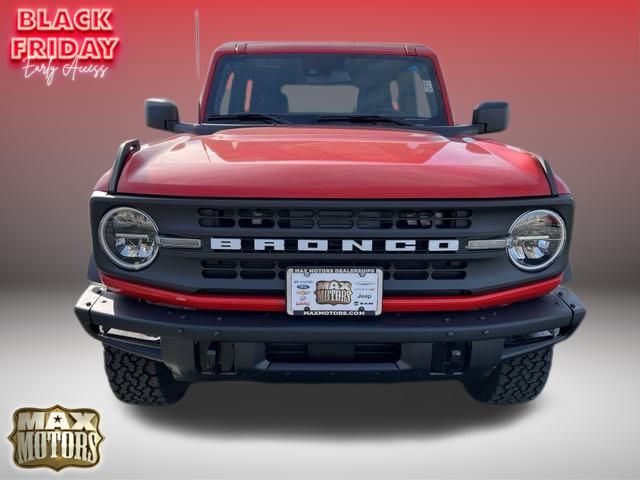 2024 Ford Bronco Black Diamond 2