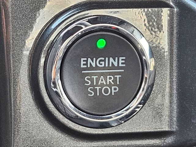 Used 2023 White Ford XLT image 20