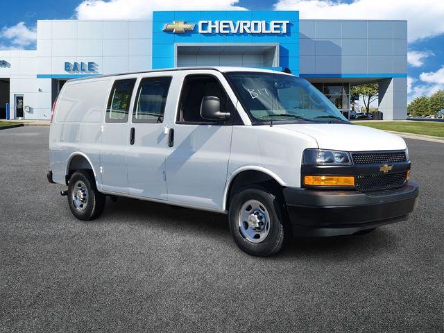 2025 Chevrolet Express Cargo 2500 RWD