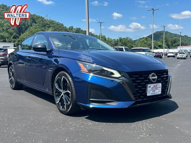  2024 Nissan Altima 2.5 SR FWD   