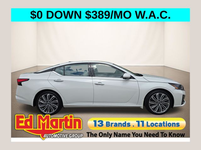 Pearl White 2023 Nissan Altima Sedan Front-Wheel Drive Continuously Variable Transmission