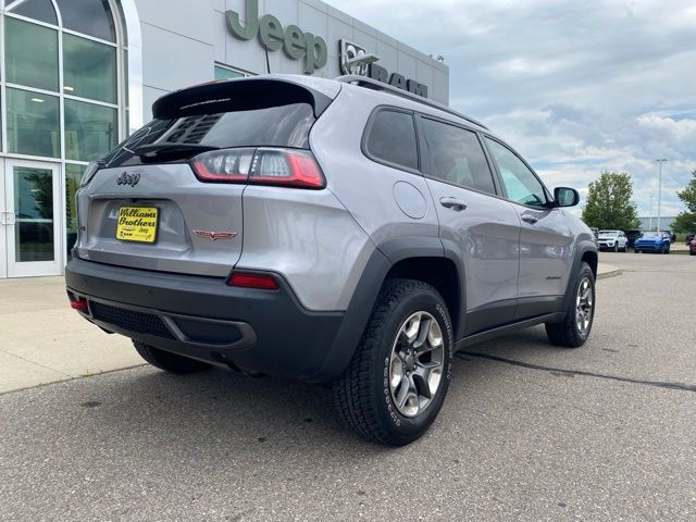 2019 Jeep Cherokee Trailhawk - Billet Silver Metallic exterior view 5