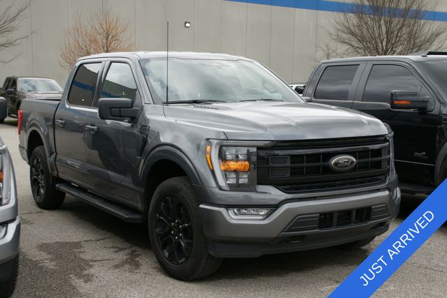 View vehicle photo 3