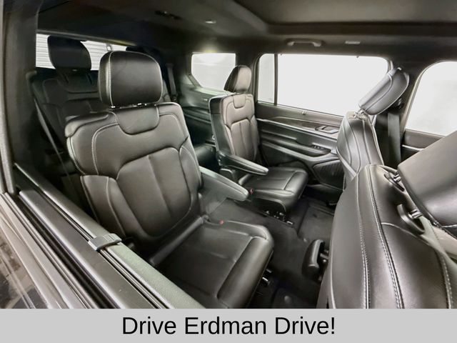 Used 2025 Jeep Grand Cherokee L SUV