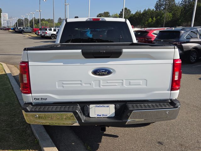 Used 2022 White Ford XLT image 10