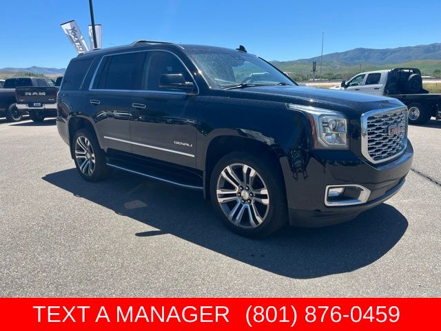 Black 2019 GMC Yukon Denali 4WD SUV / Crossover Four-Wheel Drive