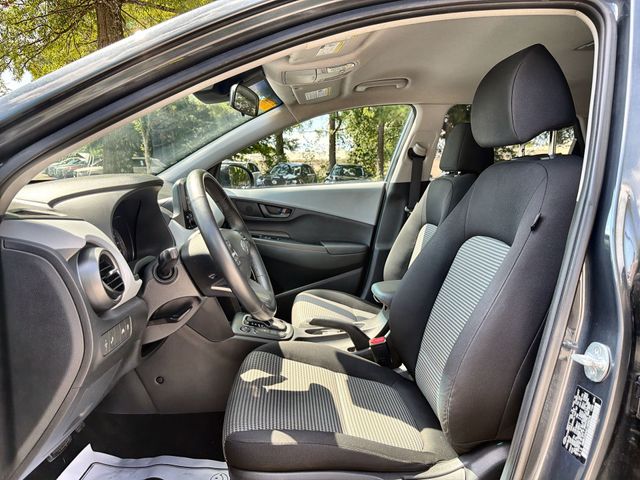 Used 2020 Gray Hyundai SEL image 11