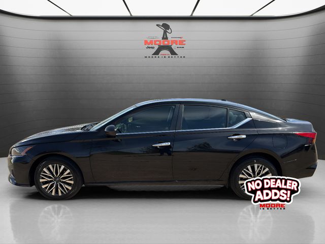 2024 Nissan Altima SV - Photo 4