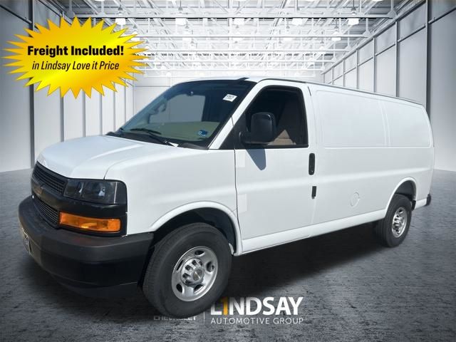 Summit White 2026 Chevrolet Express Cargo 2500 RWD Van Rear-Wheel Drive 8-Speed Automatic Overdrive