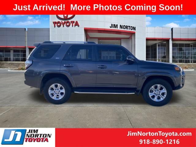 2019 Toyota 4Runner SR5 5