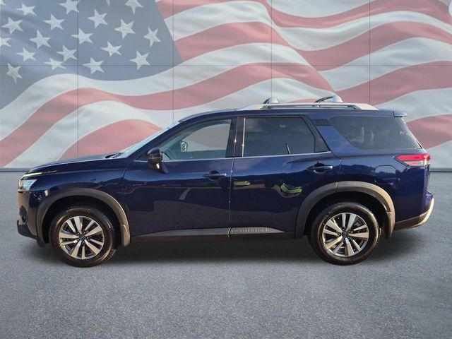 Used 2023 Blue Nissan SL image 6