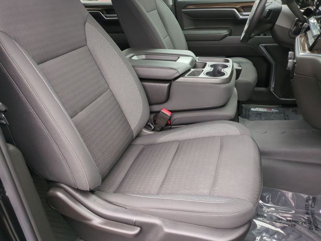 Used 2022 Black Chevrolet RST image 22