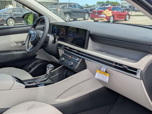 2026 Hyundai Tucson SE Blue at DeMontrond Gulf Freeway