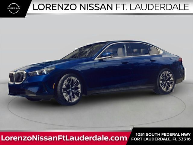 Black Sapphire Metallic 2024 BMW 5 Series 530i RWD Sedan Rear-Wheel Drive 8-Speed Automatic
