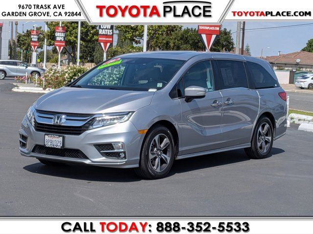2020 Honda Odyssey Touring's photo