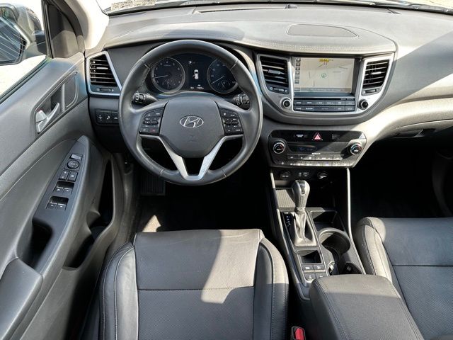 2016 Hyundai Tucson Limited 10