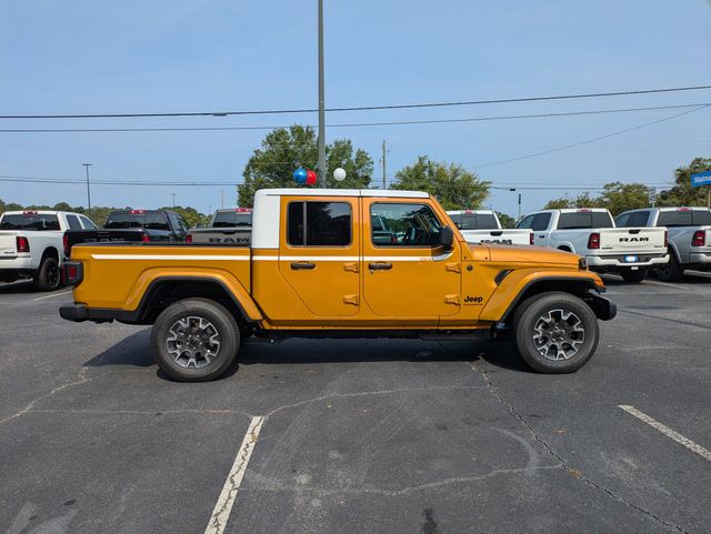 2026 Jeep Gladiator Sahara