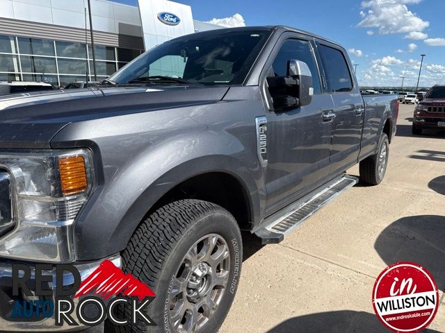 2022 Ford F-250 Super Duty Lariat Crew Cab 4WD