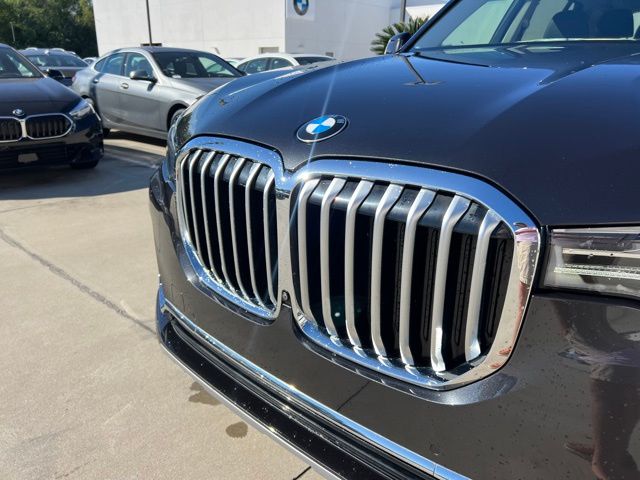 Used 2022 BMW X7 40i with VIN 5UXCW2C09N9L01208 for sale in Diberville, MS