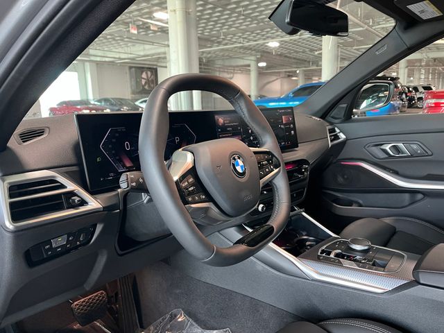 2025 BMW 3 Series 330i - Photo 18